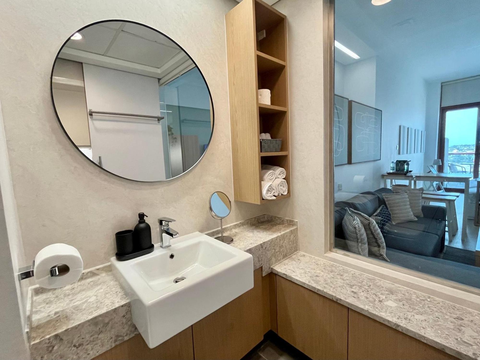 Palm Jumeirah Upgraded & Cozy Boutique Apartment Dubai Exterior photo
